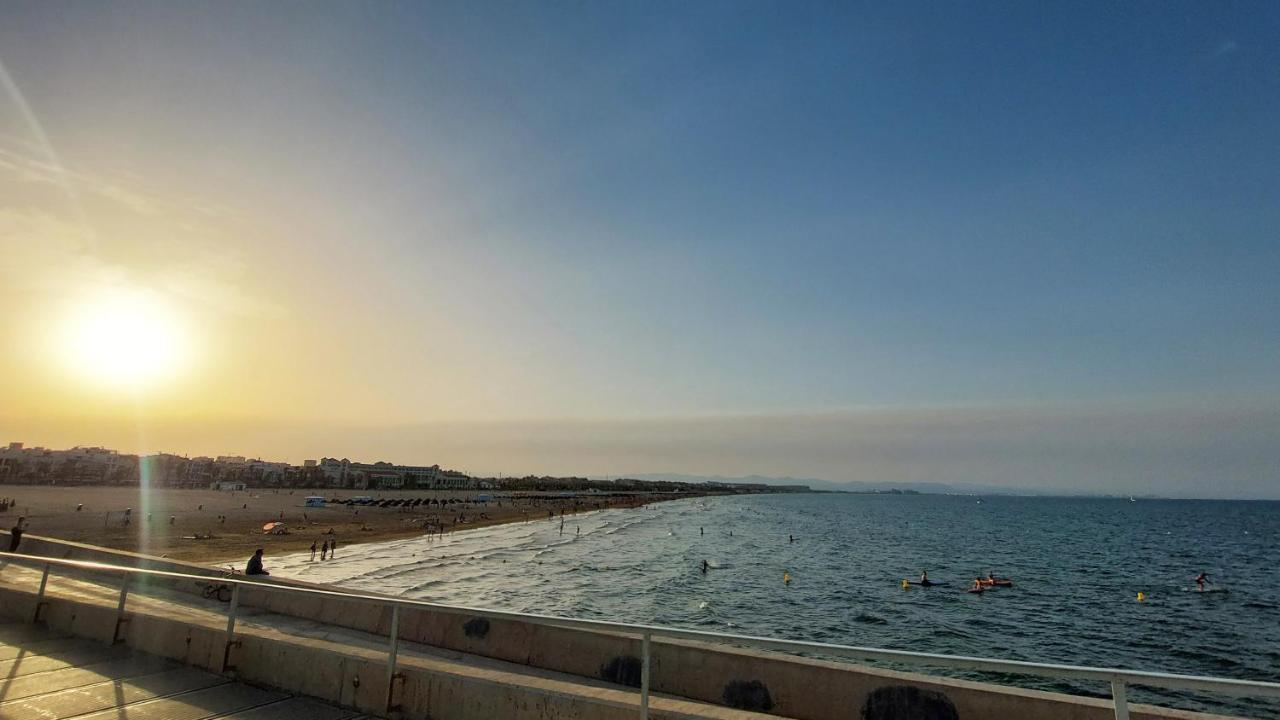 Autentico Velero En Valencia Eksteriør billede